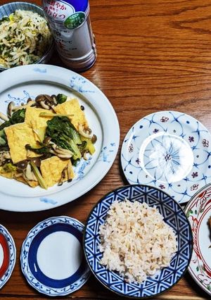 シロ菜の炊いたんと、焼き塩サバ。-レシピのメイン写真