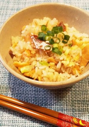 冷凍食品で。鮭の炊き込みご飯-レシピのメイン写真