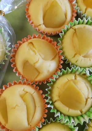プチ贅沢なカップケーキ❗桃缶-レシピのメイン写真