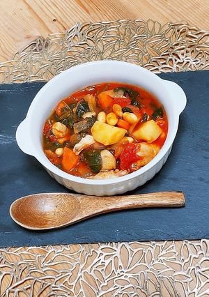 クリスマス 鍋 鶏肉のトマト煮込み 簡単-レシピのメイン写真