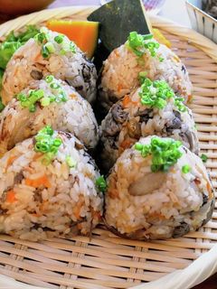 冷めても美味しい!牛ごぼう飯-レシピのメイン写真
