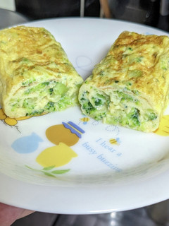 ブロッコリー入り玉子焼き-レシピのメイン写真