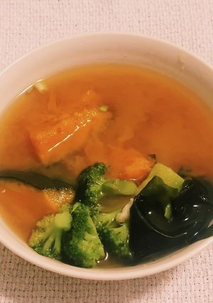 “冷凍野菜入り味噌汁”-レシピのメイン写真