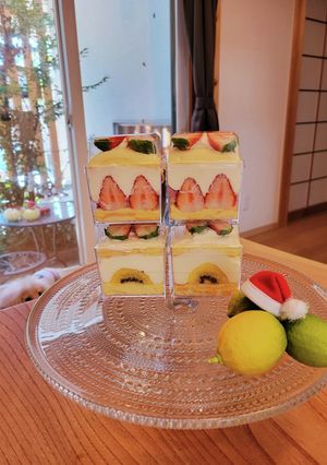 生クリームたっぷりカップケーキ-レシピのメイン写真