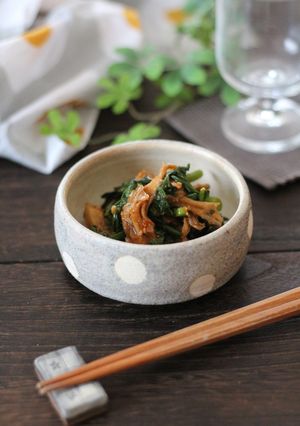 春菊と舞茸のごま和えコチュジャン風味-レシピのメイン写真