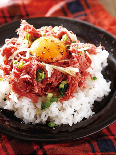 火を使わない!簡単コンビーフユッケ丼-レシピのメイン写真