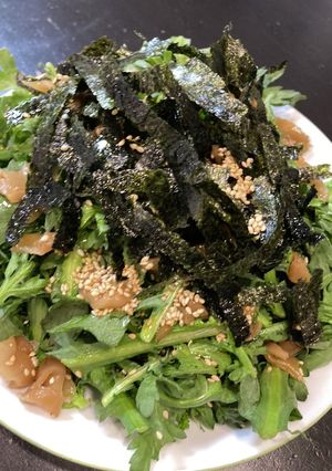 春菊とザーサイのサラダ-レシピのメイン写真