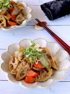 やみつき!豚バラとれんこんの甘辛炒め-レシピのメイン写真