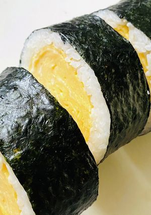 簡単に｡｡｡でっかい玉子焼き太巻き〜-レシピのメイン写真