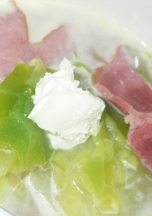 春キャベツのサワークリームスープ-レシピのメイン写真