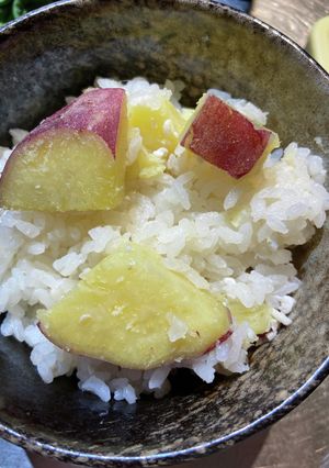 簡単★ほっこり塩麹さつまいもご飯-レシピのメイン写真