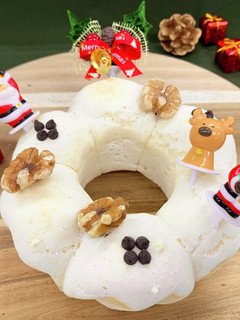 クリスマスに!米粉でミルクリースパン-レシピのメイン写真