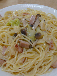 キャベツとしめじのクリームパスタ-レシピのメイン写真