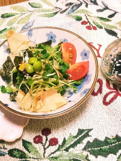 簡単にも!経済的にも!かいわれ大根サラダ-レシピのメイン写真