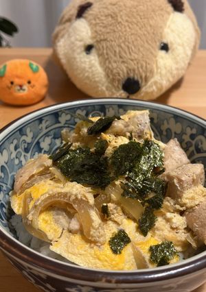 麺つゆで簡単！鶏むね肉のふんふわ親子丼！-レシピのメイン写真