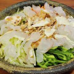 รูปของ 鯛のお刺身サラダ