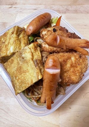茶色！！豚しゃぶ焼きそば☆ささみカツ弁当-レシピのメイン写真