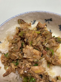 簡単★サバ缶消費!生姜好きのサバ缶丼-レシピのメイン写真