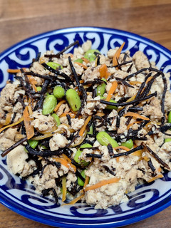 簡単!気楽に!ひじき&枝豆の炒り豆腐♪-レシピのメイン写真