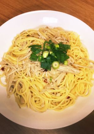 エノキ茸のアリオーリオペペロンチーノ-レシピのメイン写真
