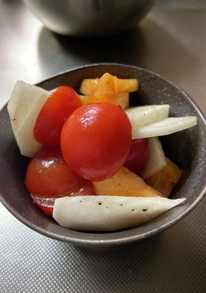 ほんとに簡単♪ 柿とカブとトマトのサラダ-レシピのメイン写真