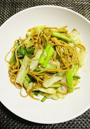 えんどう豆の麺で黒焼きそば-レシピのメイン写真