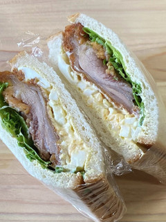 フライドチキンとタルタルソースでサンド-レシピのメイン写真
