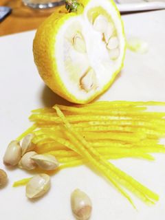細長い柚子皮の切り方-レシピのメイン写真