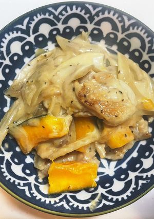 鶏肉とかぼちゃのホワイトソース煮込み-レシピのメイン写真