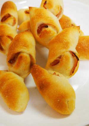 ハーフベーコンでつくる♪ミニベーコンエピ-レシピのメイン写真