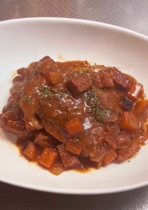チキン（鶏肉）のワイン煮込み-レシピのメイン写真
