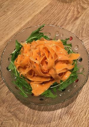 ひらひらにんじんサラダ-レシピのメイン写真