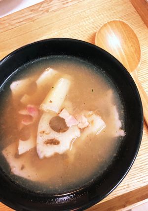 茅乃舎だしでレンコンスープ-レシピのメイン写真