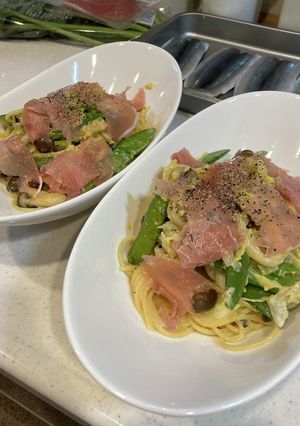 しめじとさやえんどうの生ハム乗せパスタ-レシピのメイン写真