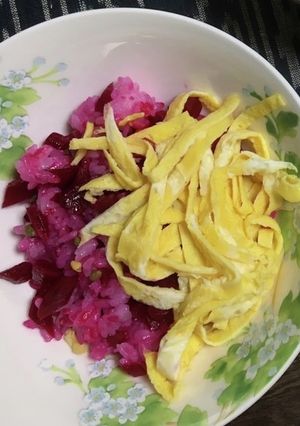 ビーツの赤いちらし寿司-レシピのメイン写真