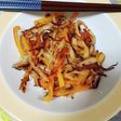 大根のかわと黄パプリカとエノキのきんぴら
