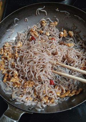 糸こんにゃく 胡桃炒め-レシピのメイン写真