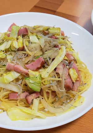 休日のパスタ　じゃこ&キャベツ-レシピのメイン写真