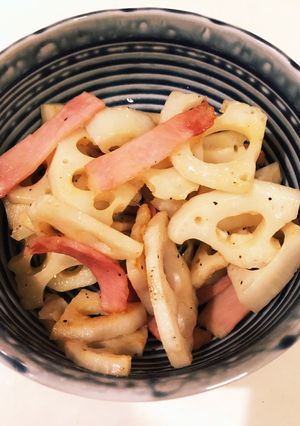 れんこんとベーコンのコンソメ炒め-レシピのメイン写真