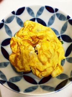 お母さんの自称オムレツ(肉なし)-レシピのメイン写真