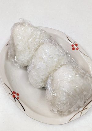 適当 冷凍ごはんで塩おにぎり-レシピのメイン写真