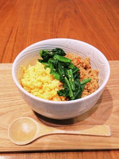 ピリ辛♪三色そぼろ丼-レシピのメイン写真