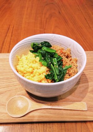 ピリ辛♪三色そぼろ丼-レシピのメイン写真