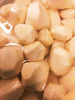 里芋の泥を綺麗にする方法-レシピのメイン写真