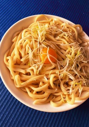学生の夜食はこれ　どちゃくそ旨えうどん-レシピのメイン写真