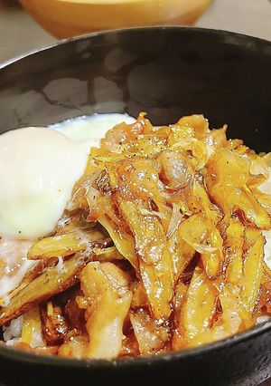☆乳化甘だれ☆シャキシャキゴボウ豚バラ丼-レシピのメイン写真