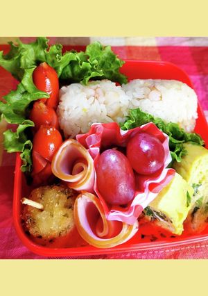 エビピラフのおにぎり弁当-レシピのメイン写真