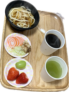 使い捨て容器に詰める差し入れ弁当…昼3-レシピのメイン写真