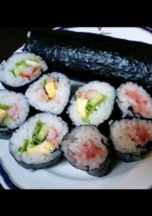 好きな具を巻いて☆バラエティー恵方巻き-レシピのメイン写真