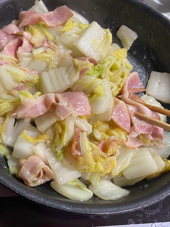 白菜とベーコンの炒め物-レシピのメイン写真